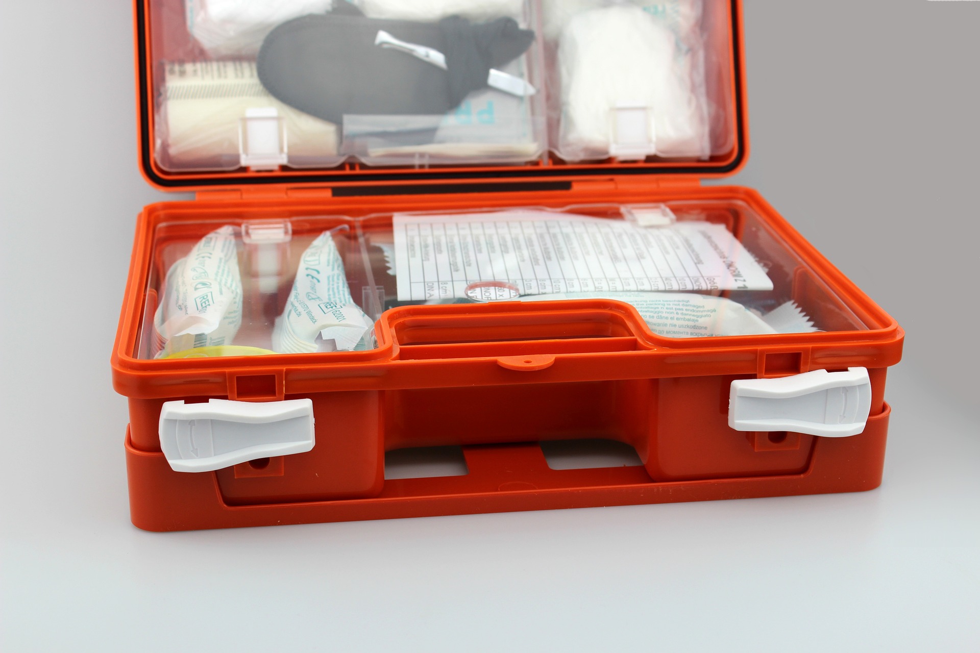 8 Items Every Driver Should Have in a Car First Aid Kit - Porsche Warwick  Blog